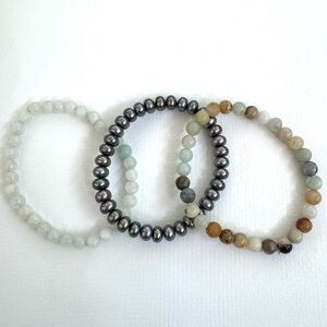 3 Vintage Bracelets. Beautiful Stones with Elastic Bands. 2015.